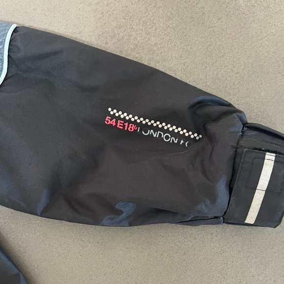 London Fog  Coat - Picture 8 of 9